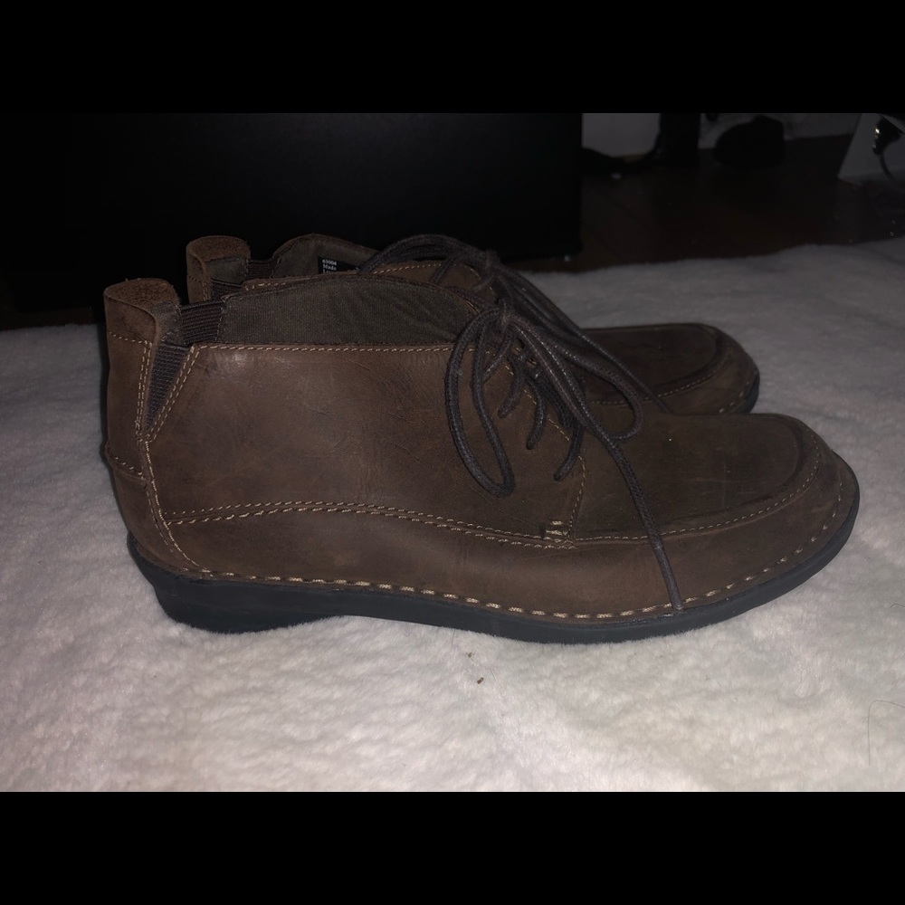 CLARKS🥾